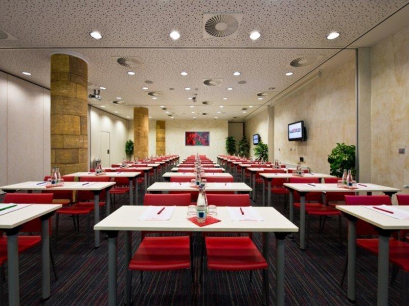 Amarilis Praag